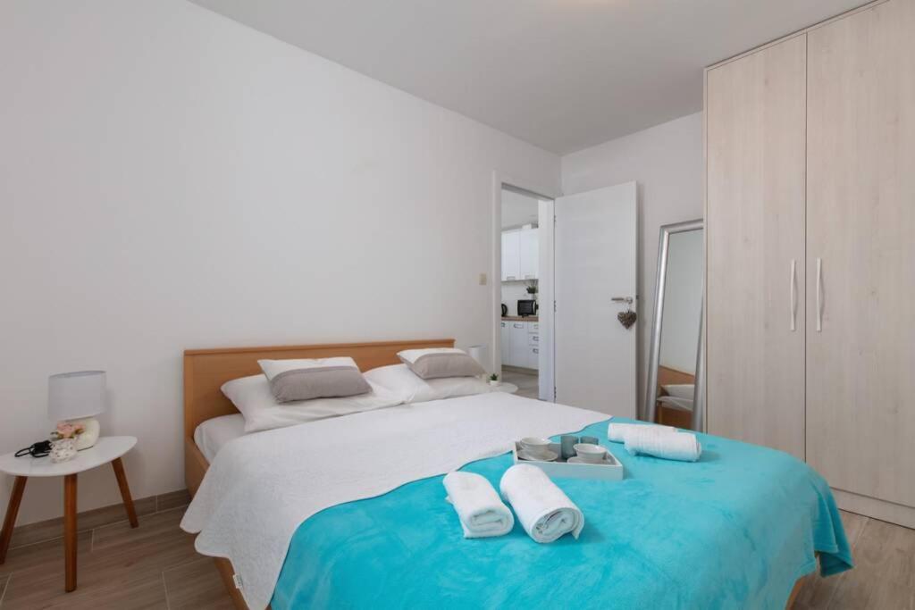 Seaview Apartment Sparkle Iskra - Povlja, Brac Povlja  Exterior photo